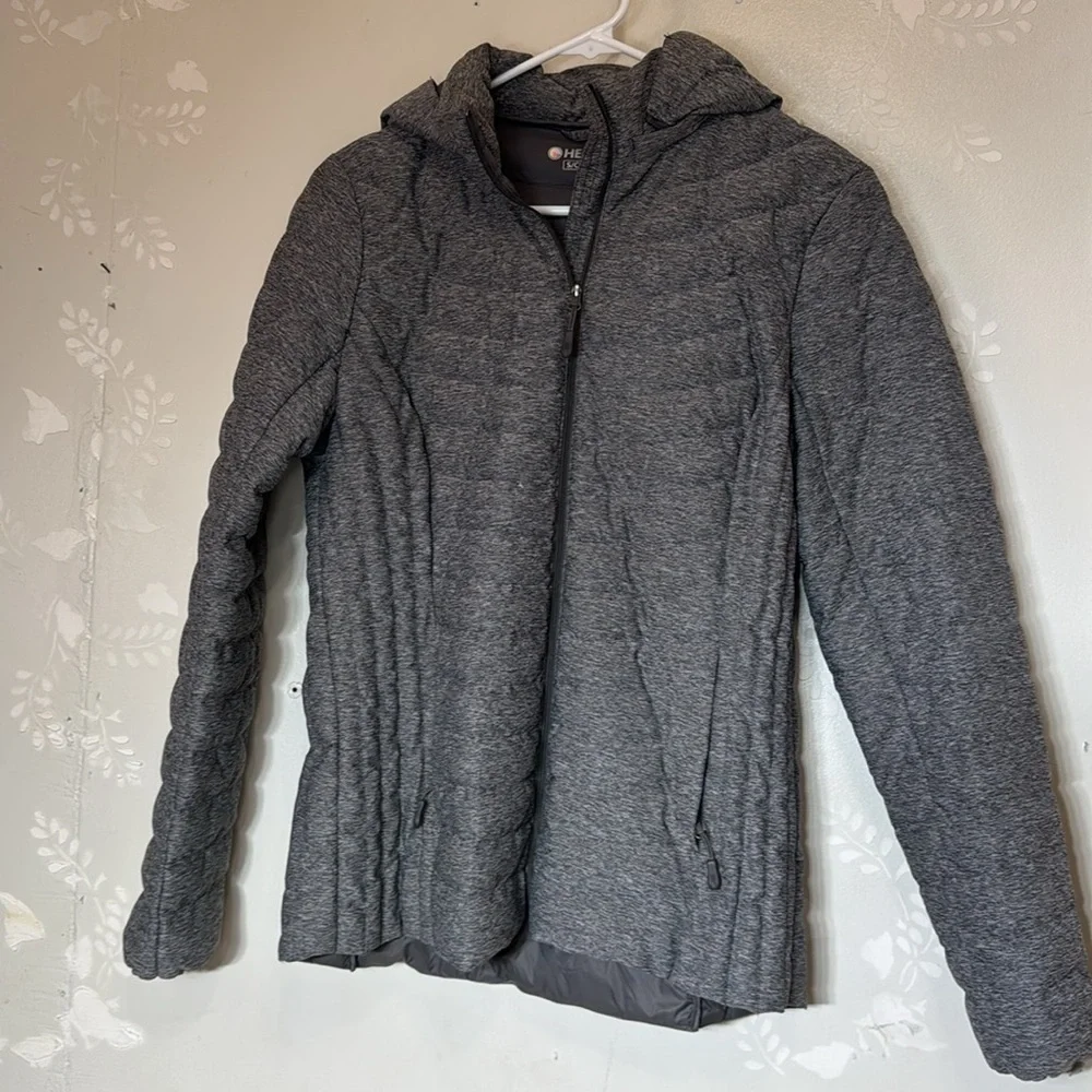 Small Heat Keeper Down Jacket PTP 20 Length 30 Two Zipper Pockets - Picture 1 of 6